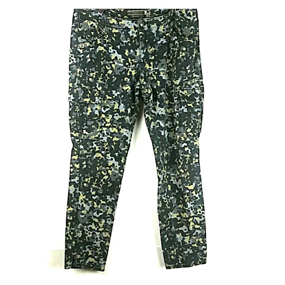 Size 12 Camo Designer Skinny Cargo Pants